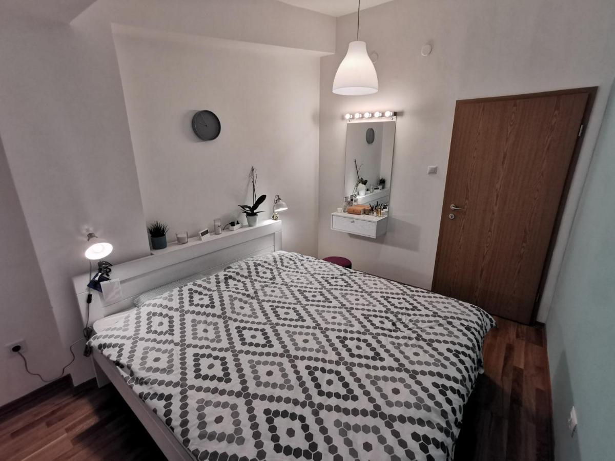Centar Luxe Apartment Скопие Екстериор снимка